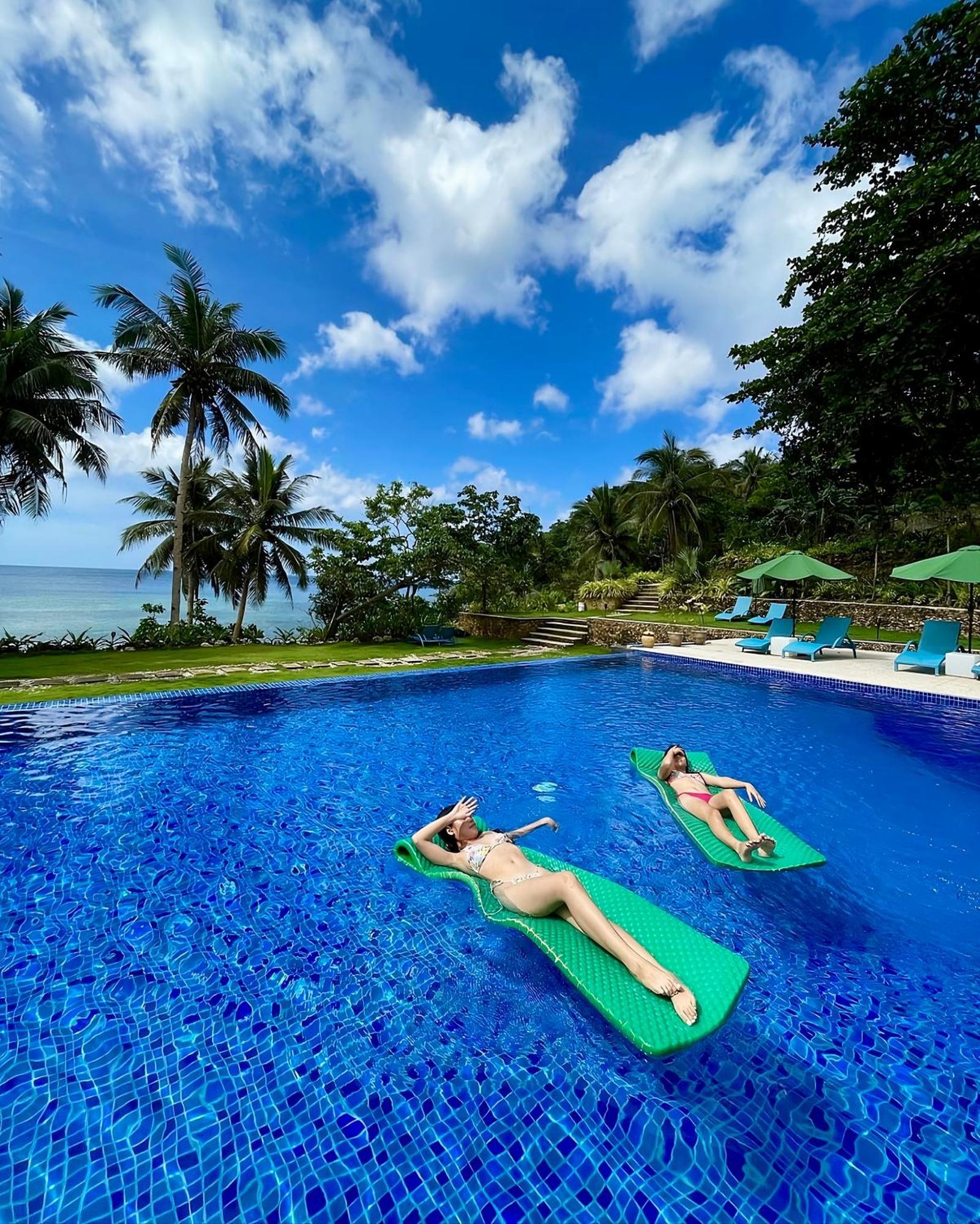 Tuburan Cove Beach Resort Buruanga Екстериор снимка